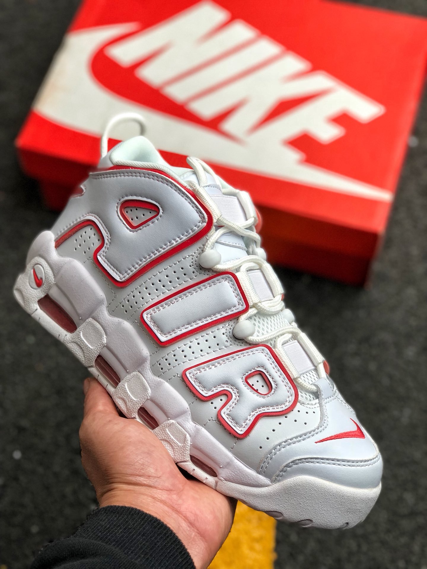 Nike air more uptempo red. Nike Air Uptempo. Nike Air more Uptempo. Nike more Uptempo. Nike Air Suptempo.