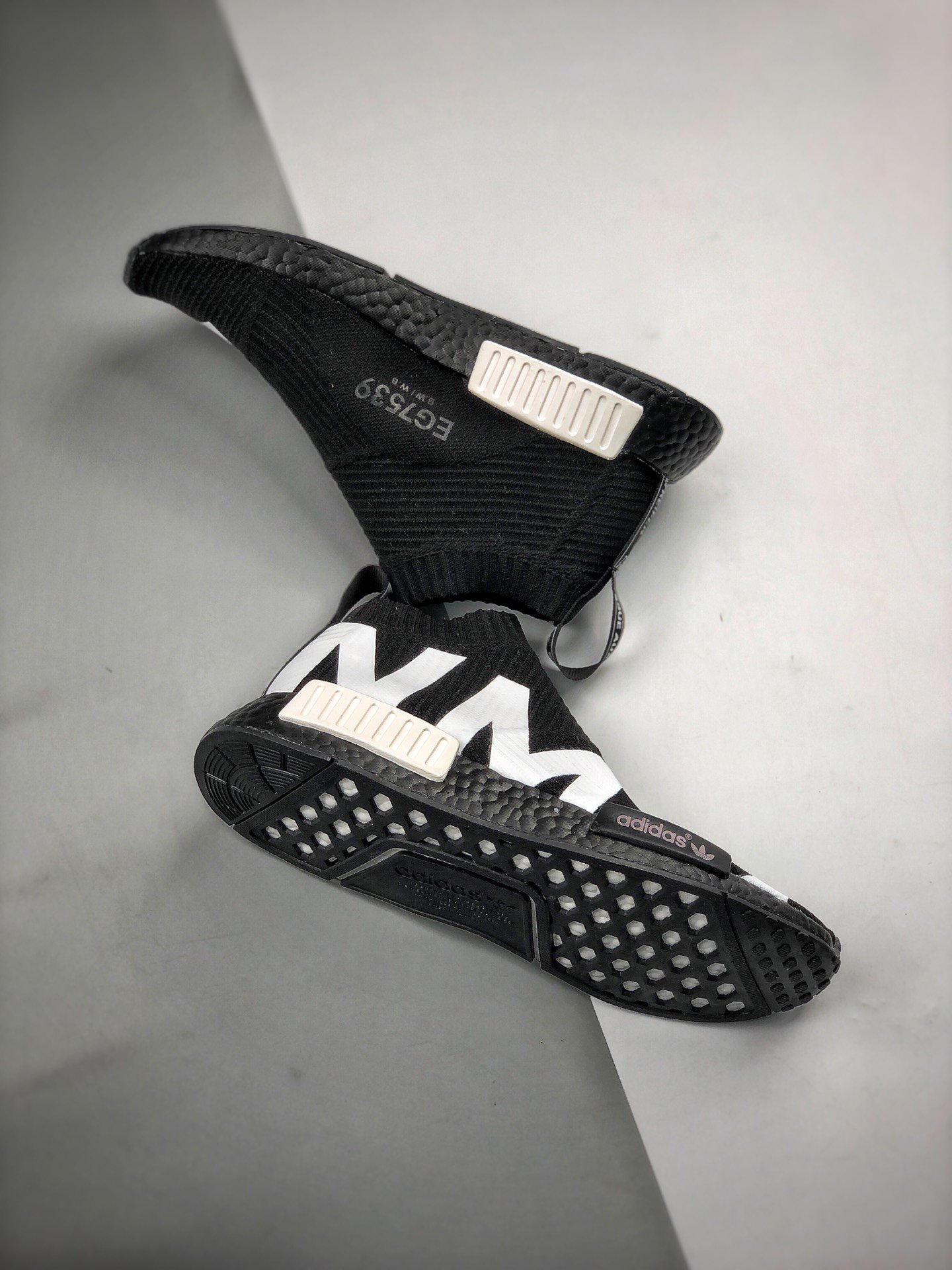 Krage Sow Vandre adidas NMD CS1 Primeknit Black White For Sale – Sneaker Hello