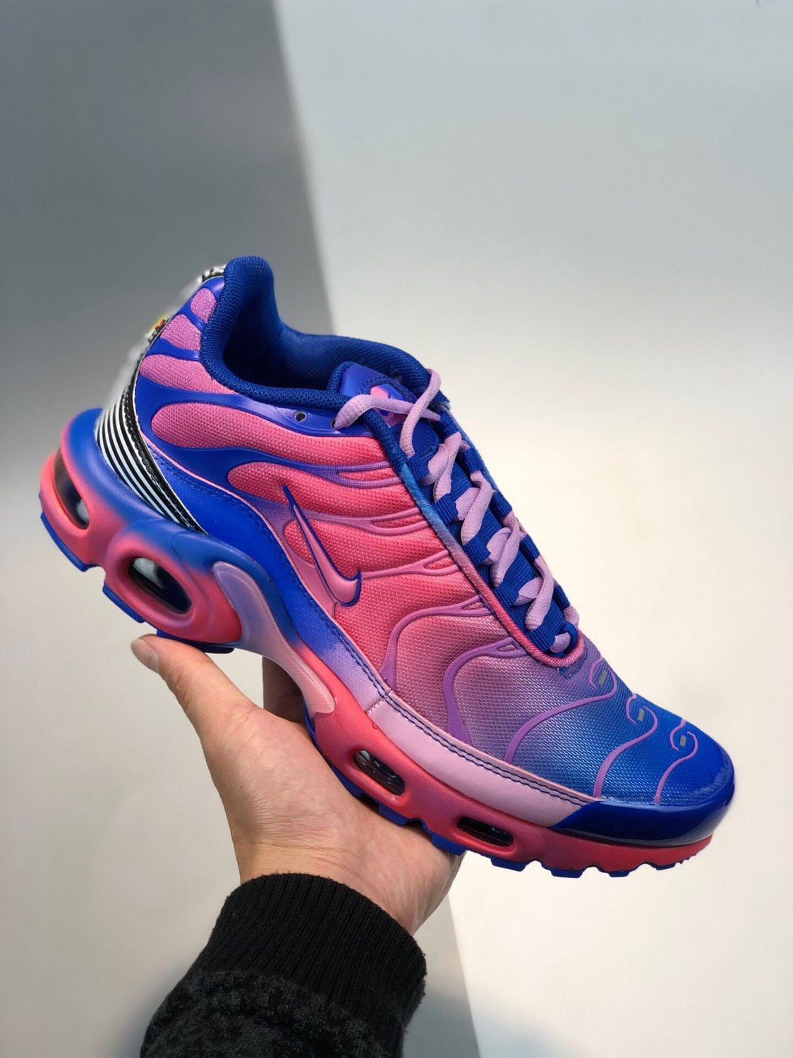 Nike Air Max Plus ‘gradient Fade Blue Pink For Sale Sneaker Hello