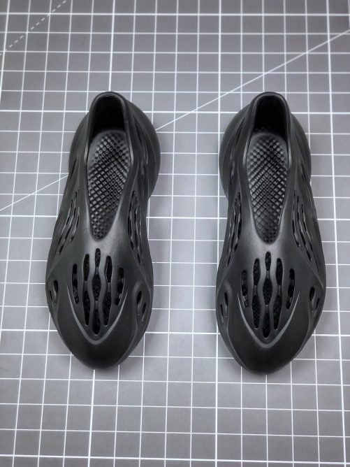 adidas Yeezy Foam Runner Black For Sale – Sneaker Hello