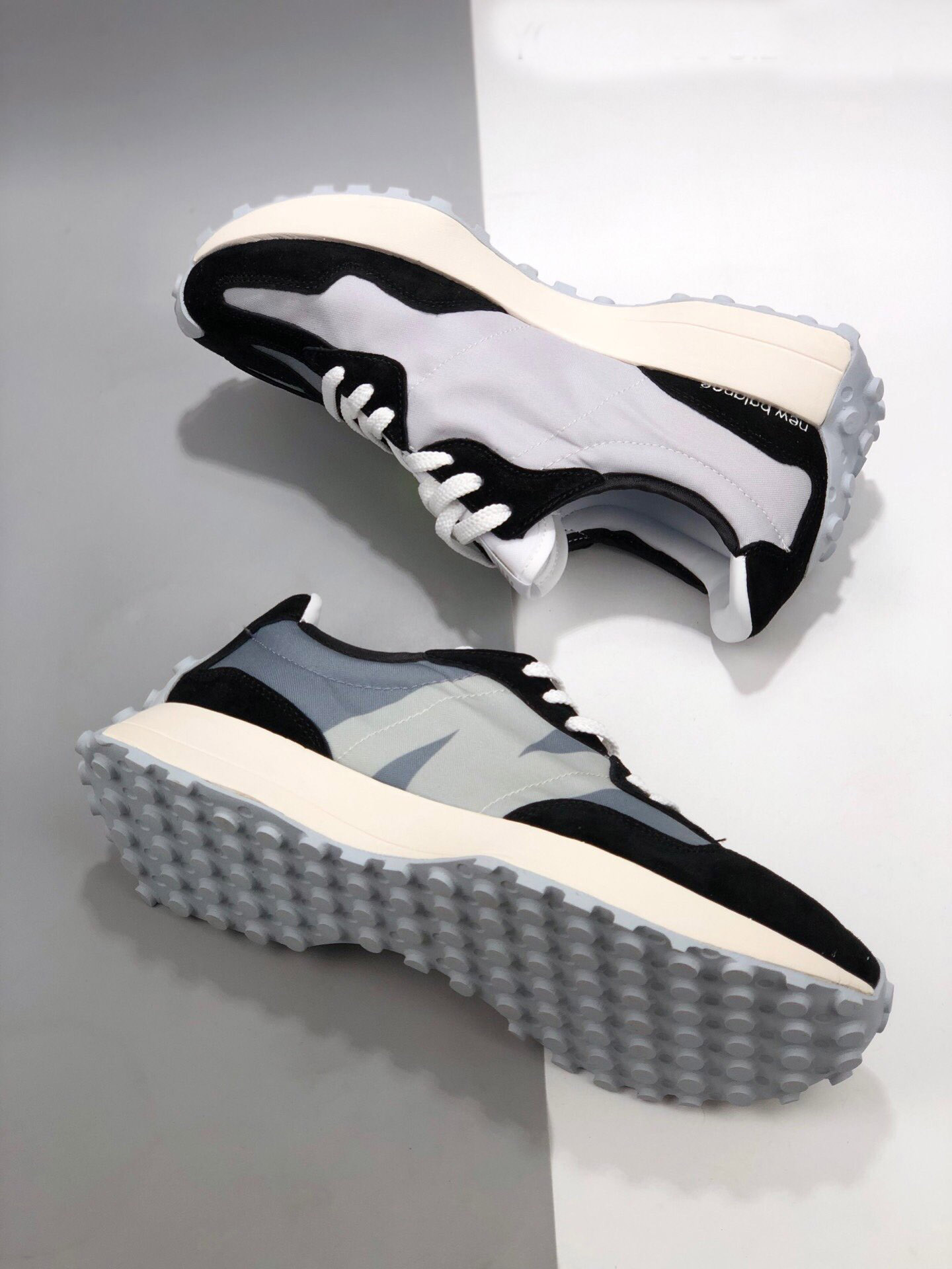 New Balance 327 Black White For Sale – Sneaker Hello