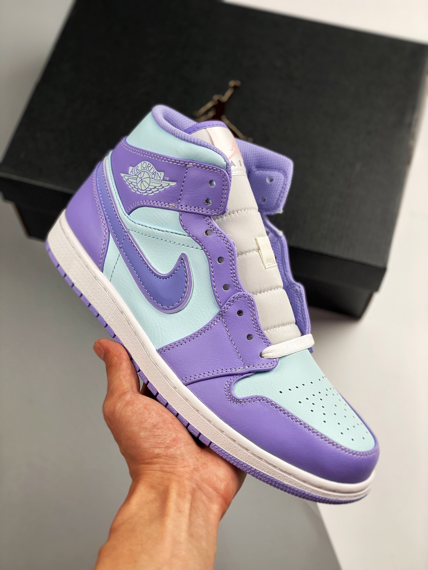 Air Jordan 1 Mid Purple Aqua Blue 554724-500 For Sale – Sneaker Hello