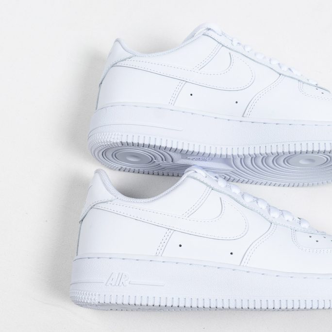 Nike Air Force 1 ’07 Triple White For Sale – Sneaker Hello