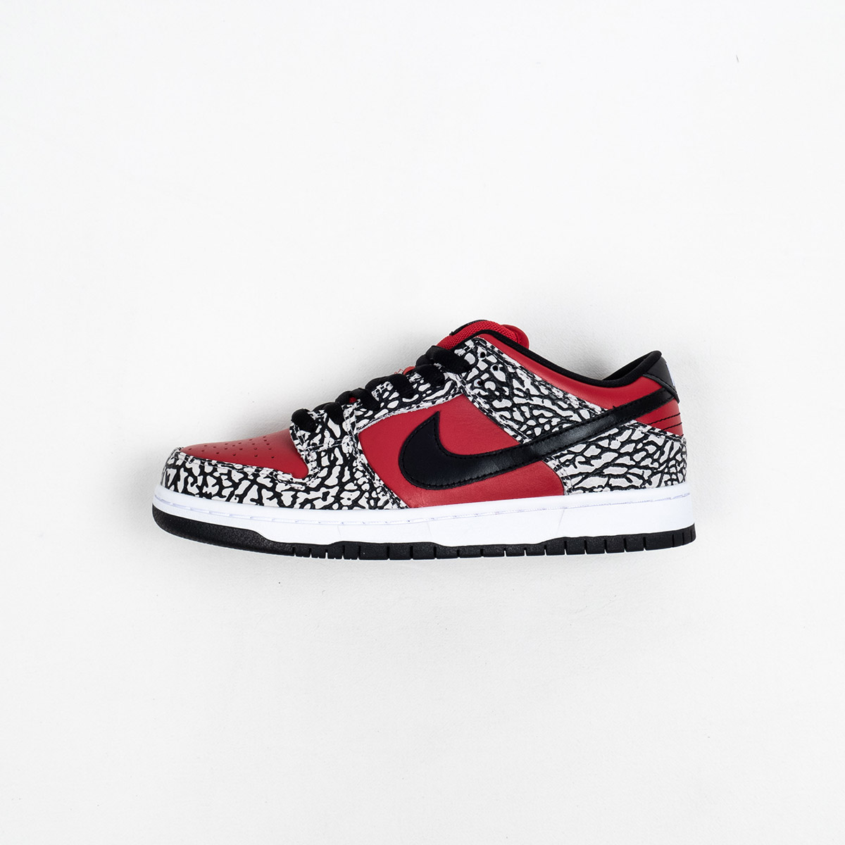 Supreme x Nike SB Dunk Low “Red Cement” For Sale – Sneaker Hello