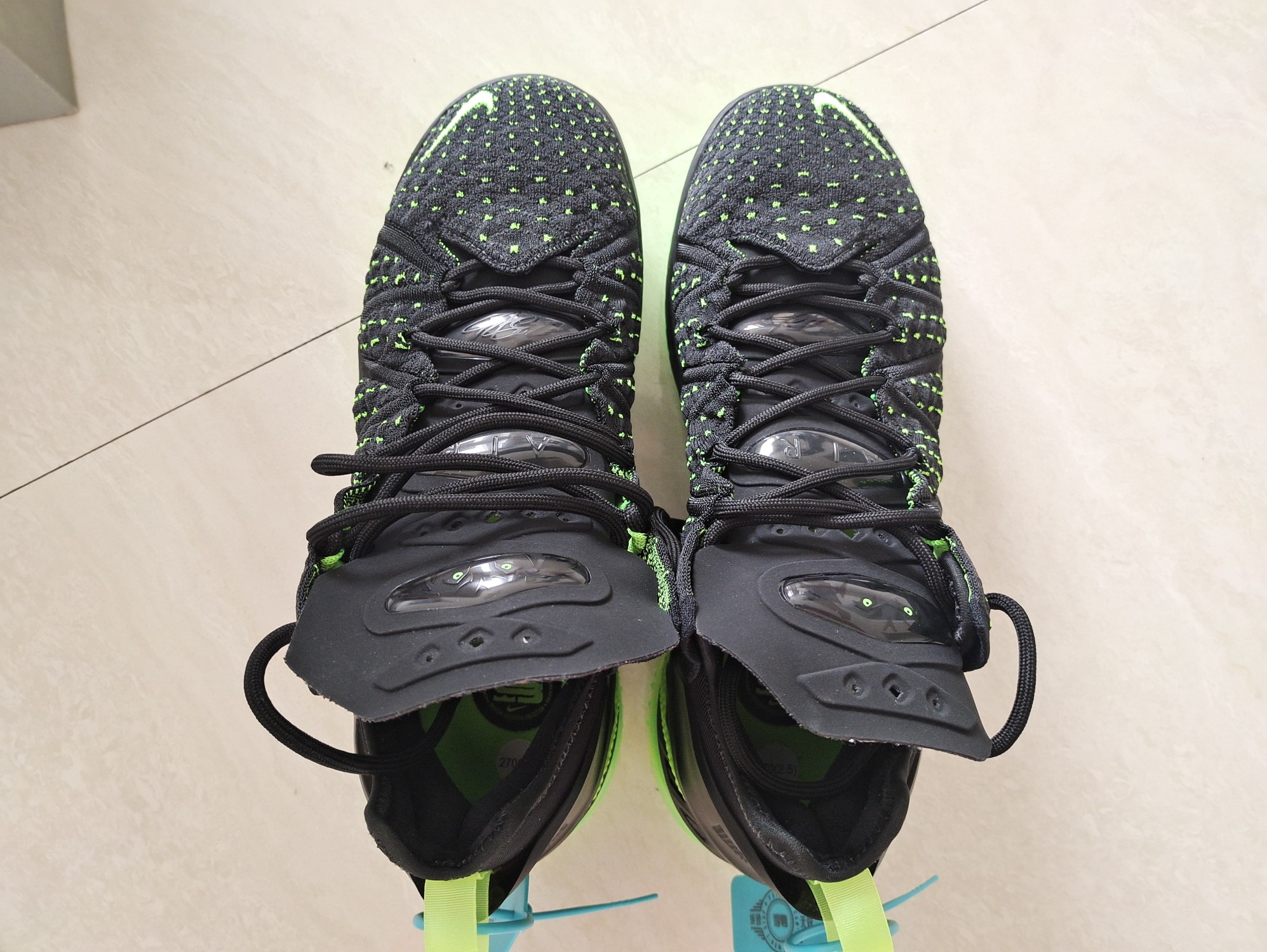 Nike LeBron 18 ‘Dunkman’ Black/Electric Green For Sale – Sneaker Hello