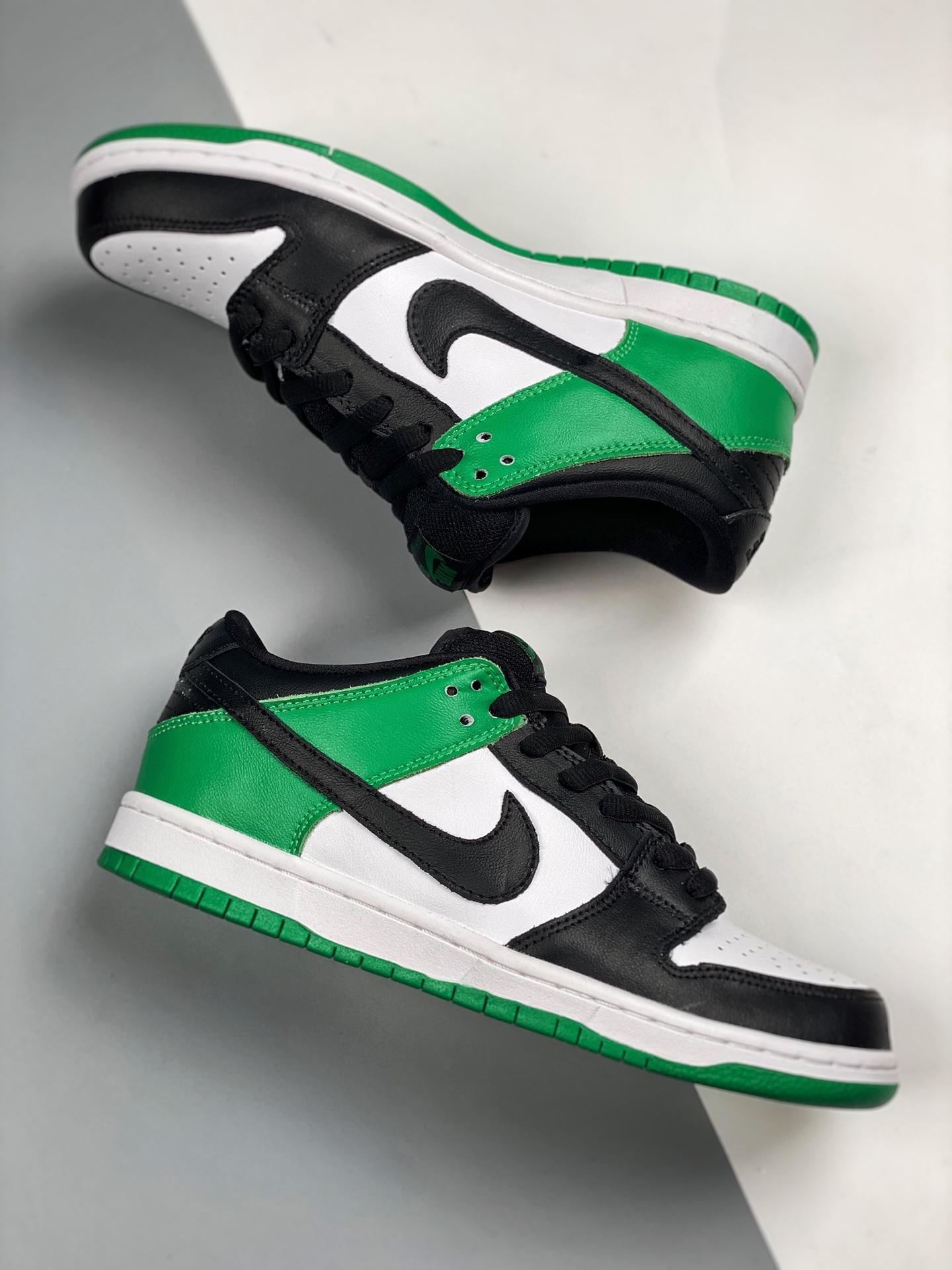 Nike SB Dunk Low Classic Green/Black/White For Sale – Sneaker Hello