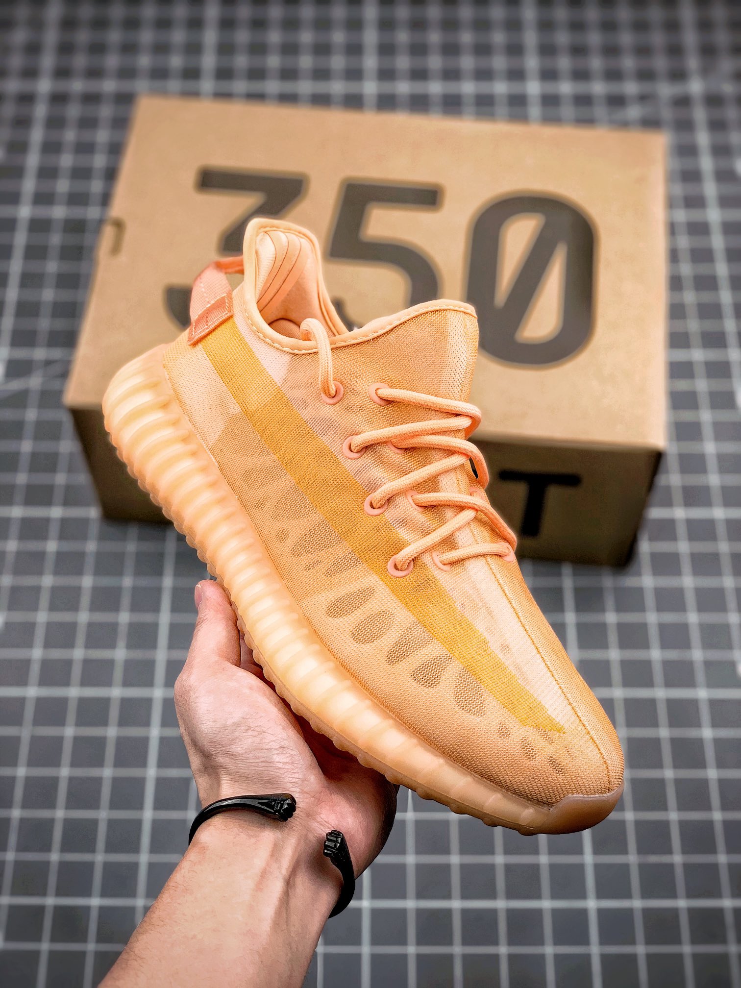 adidas Yeezy Boost 350 V2 Mono Clay For Sale – Sneaker Hello