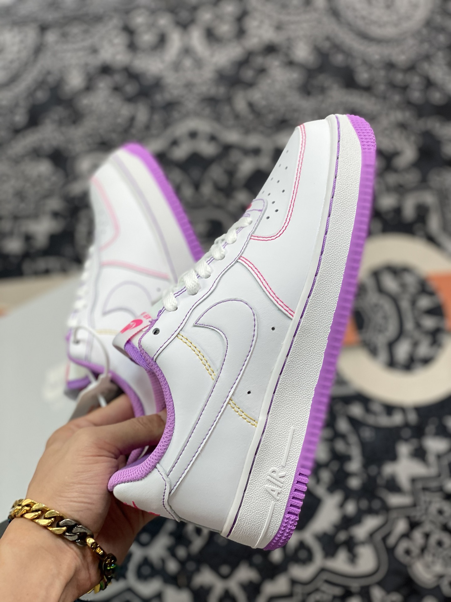 Nike Air Force 1 Low GS 'Contrast Stitch Fuchsia Glow' For Sale 