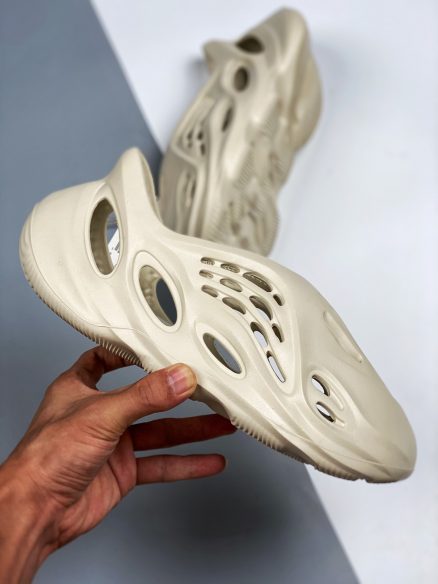 adidas Yeezy Foam Runner “Sand” FY4567 For Sale – Sneaker Hello