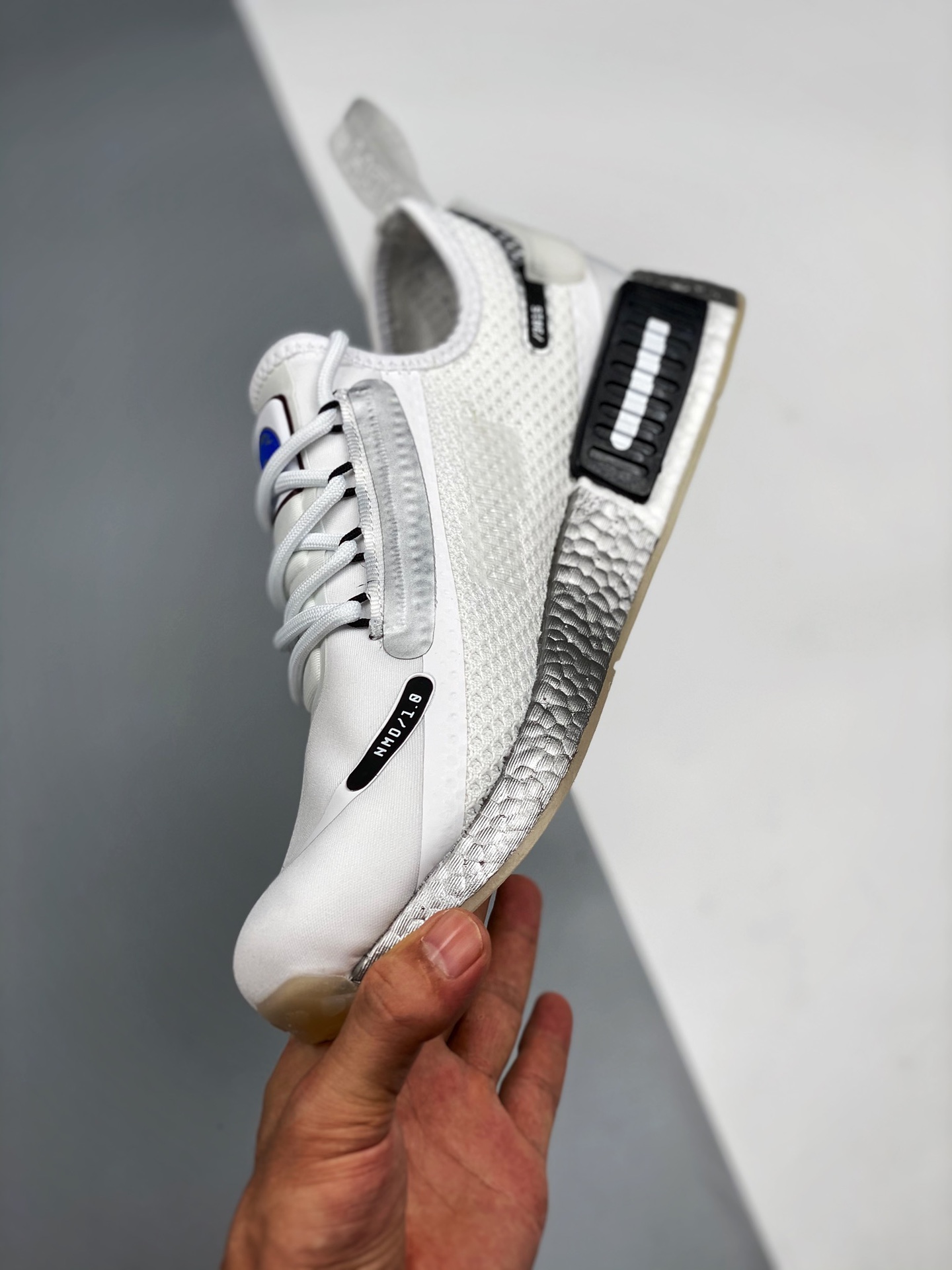 Adidas NMD x off White Custom Made shoe very - Catawiki