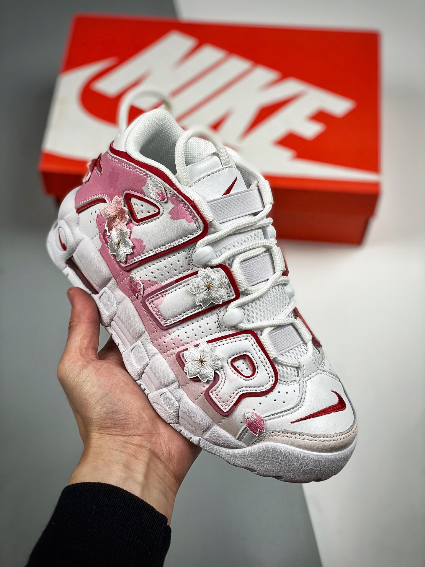 air more uptempo pink