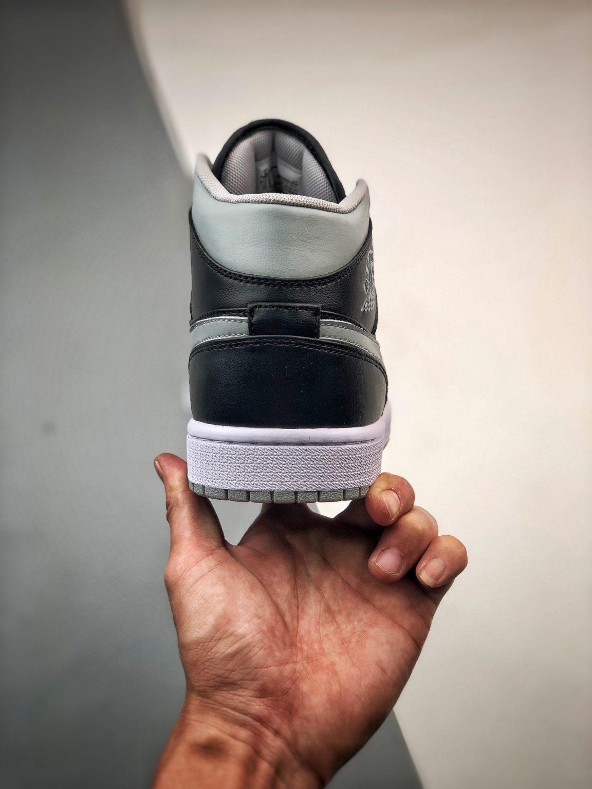 Air Jordan 1 Mid “Shadow” Black Grey BQ6472-007 For Sale – Sneaker Hello