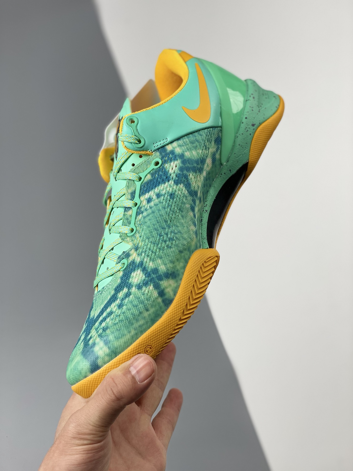 Where To Buy Nike Kobe 8 Green Glow 